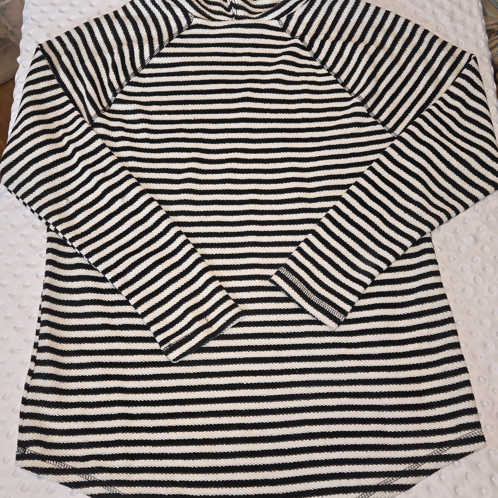 New Orleans Saints Hoodie Sweater Women's‎ Large National Football League NFL - Picture 3 of 5